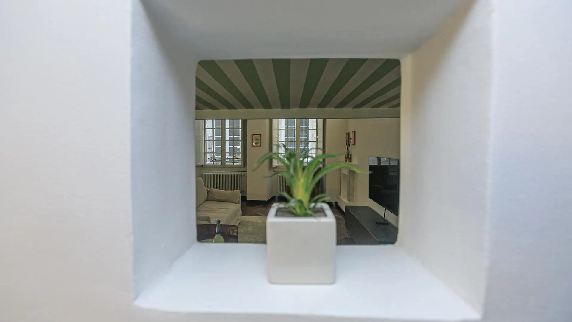 Iflat Conservatori Del Mare Genoa 0*,  Italy